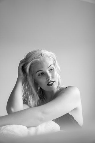 photo-1585548484267-705c893da7b7